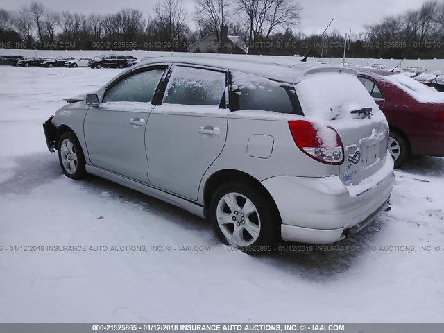 2T1LR32E64C183803 - 2004 TOYOTA COROLLA MATRIX XR SILVER photo 3