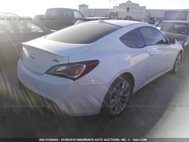 KMHHU6KJ1FU128423 - 2015 HYUNDAI GENESIS COUPE 3.8L/3.8 R-SPEC/3.8 ULT WHITE photo 4