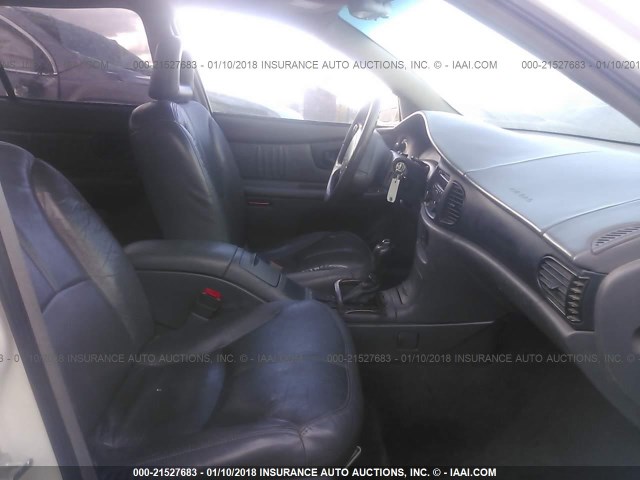 2G4WB52K541330593 - 2004 BUICK REGAL LS 白色 照片 5