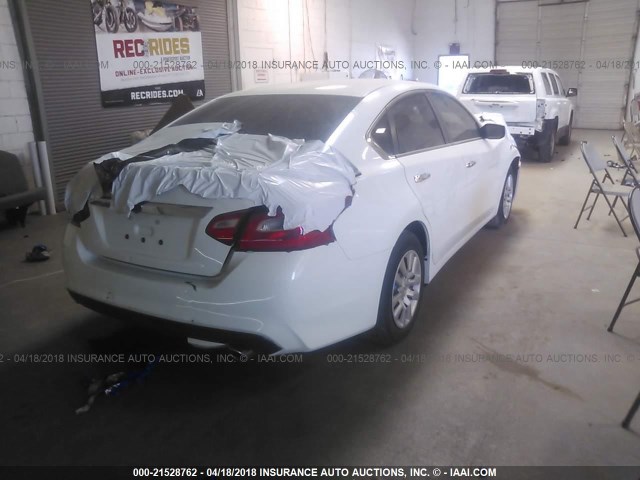 1N4AL3AP3HC476347 - 2017 NISSAN ALTIMA 2.5/S/SV/SL/SR WHITE photo 4