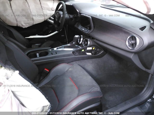 1G1FK1R67J0118509 - 2018 CHEVROLET CAMARO ZL1 黑色 照片 5