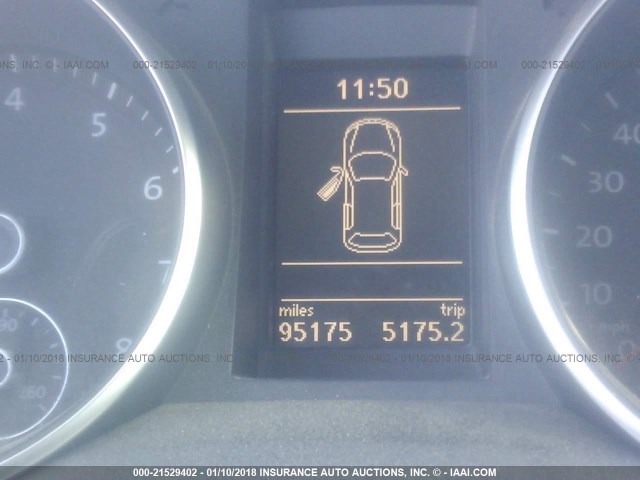 WVWAB7AJ2CW347815 - 2012 VOLKSWAGEN GOLF 灰色 照片 7