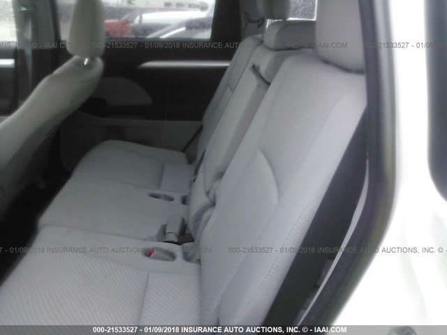 5TDBZRFH7HS483592 - 2017 TOYOTA HIGHLANDER LE/LE PLUS WHITE photo 8