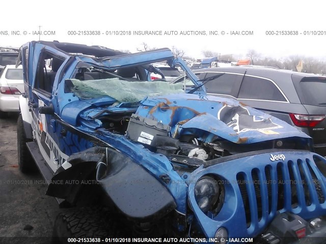 1C4BJWDG9GL156692 - 2016 JEEP WRANGLER UNLIMITE SPORT BLUE photo 6