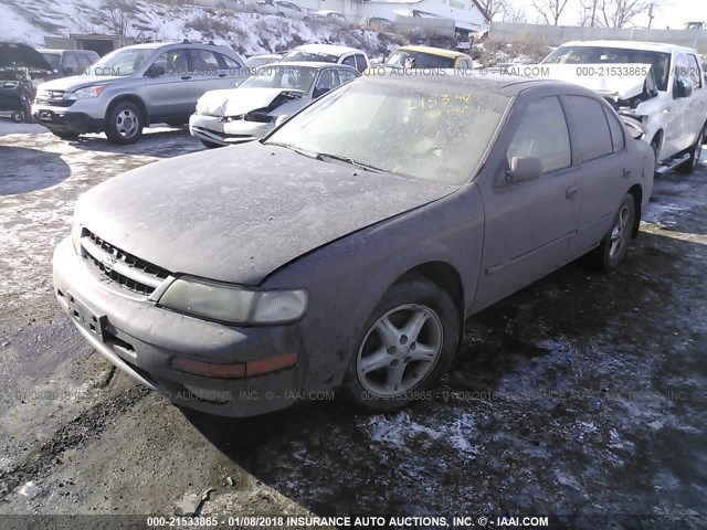 JN1CA21A3XM300800 - 1999 NISSAN MAXIMA GLE/GXE/SE MAROON photo 2