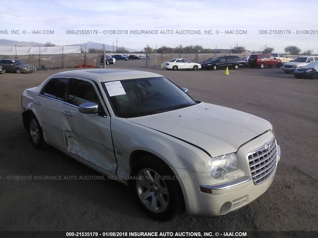 2C3KA63H76H499284 - 2006 CHRYSLER 300C WHITE photo 1