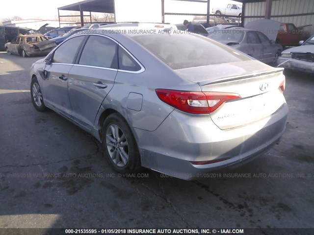 5NPE24AF9FH000519 - 2015 HYUNDAI SONATA SE SILVER photo 3