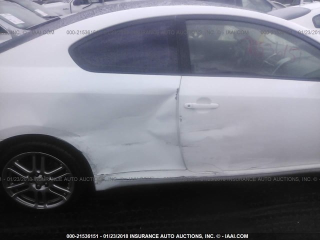 JTKDE3B79A0313704 - 2010 TOYOTA SCION TC 白色 照片 6
