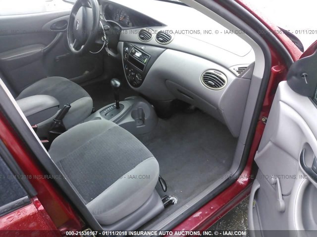1FAFP33P13W287338 - 2003 FORD FOCUS LX RED photo 5