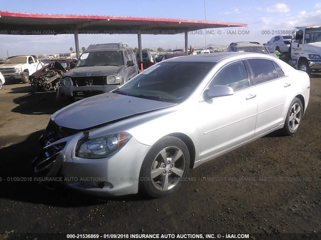1G1ZC5E03CF257300 - 2012 CHEVROLET MALIBU 1LT 银色 照片 2