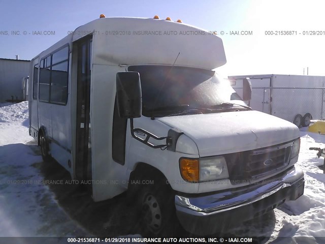 1FDXE45P15HB13425 - 2005 FORD E450 WHITE photo 1