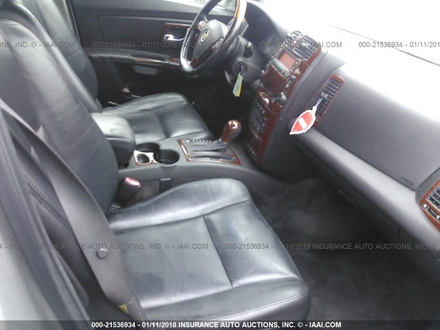 1G6DM577640168465 - 2004 CADILLAC CTS SILVER photo 5