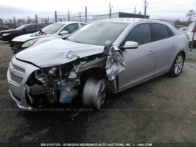 1G11H5SA8DF309033 - 2013 CHEVROLET MALIBU LTZ 银色 照片 2