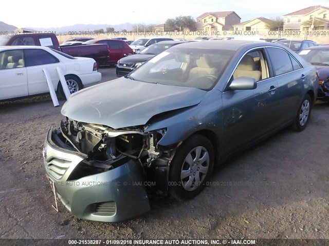 4T1BF3EK4BU754206 - 2011 TOYOTA CAMRY SE/LE/XLE GREEN photo 2