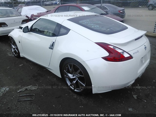 JN1AZ4EH8HM953529 - 2017 NISSAN 370Z TOUR/SPT/TECH/NISMO/TECH WHITE photo 3