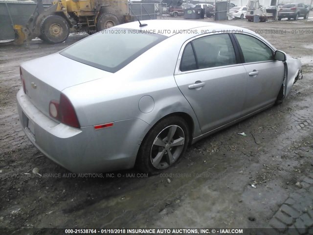 1G1ZC5E18BF224378 - 2011 CHEVROLET MALIBU 1LT 银色 照片 4