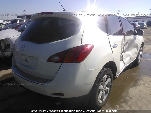 JN8AZ1MU6AW018051 - 2010 NISSAN MURANO S/SL/LE WHITE photo 4