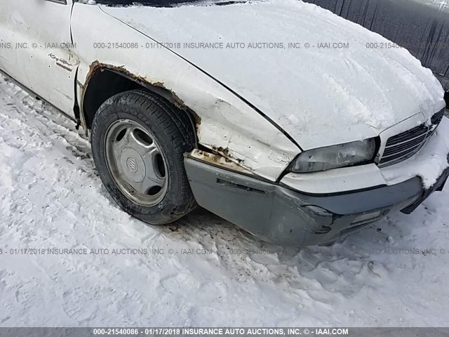 2G4WF52K4T1433586 - 1996 BUICK REGAL GRAN SPORT WHITE photo 6