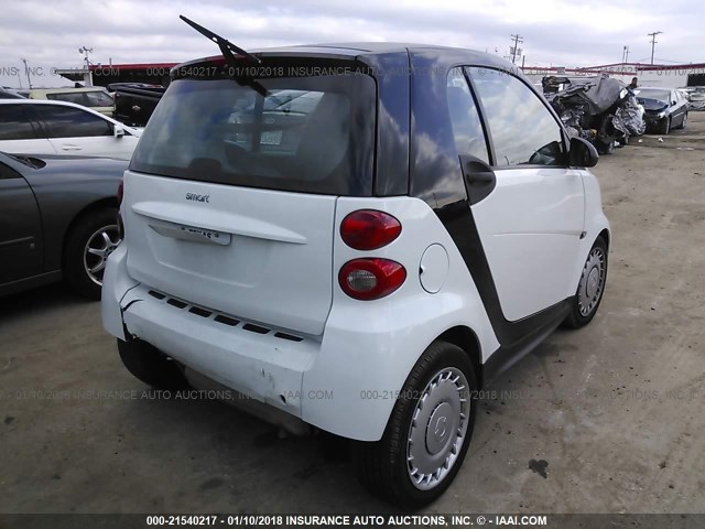 WMEEJ3BA6EK782005 - 2014 SMART FORTWO PURE/PASSION WHITE photo 4