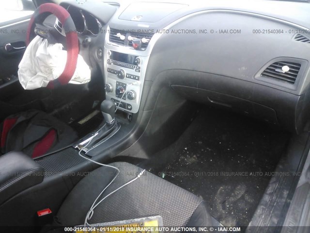 1G1ZC5E14BF335784 - 2011 CHEVROLET MALIBU 1LT 银色 照片 5