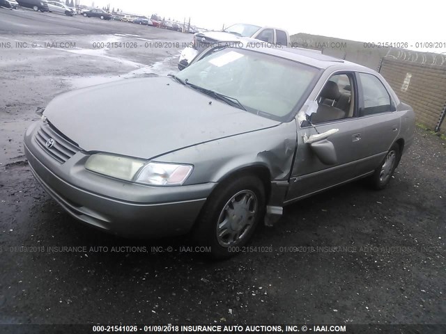 4T1BF22K3VU028632 - 1997 TOYOTA CAMRY CE/LE/XLE GRAY photo 2