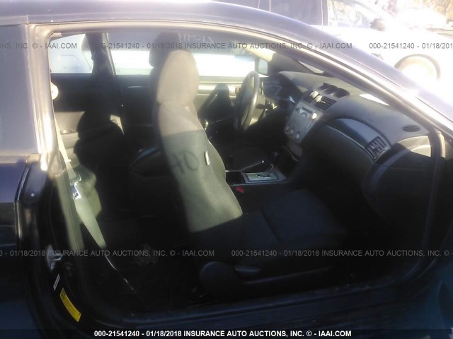 4T1CA38P64U008451 - 2004 TOYOTA CAMRY SOLARA SE/SLE შავი ფოტო 5