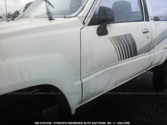 JT4RN63R0H0141667 - 1987 TOYOTA PICKUP RN63 STD WHITE photo 6