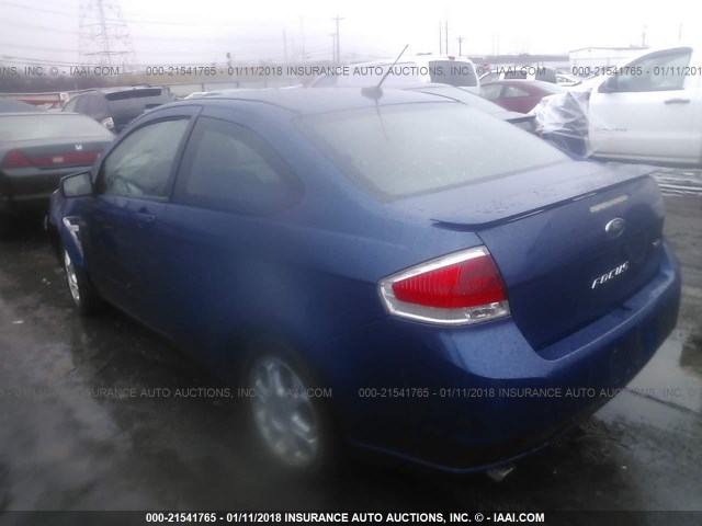 1FAHP33N38W176157 - 2008 FORD FOCUS SE/SEL/SES BLUE photo 3