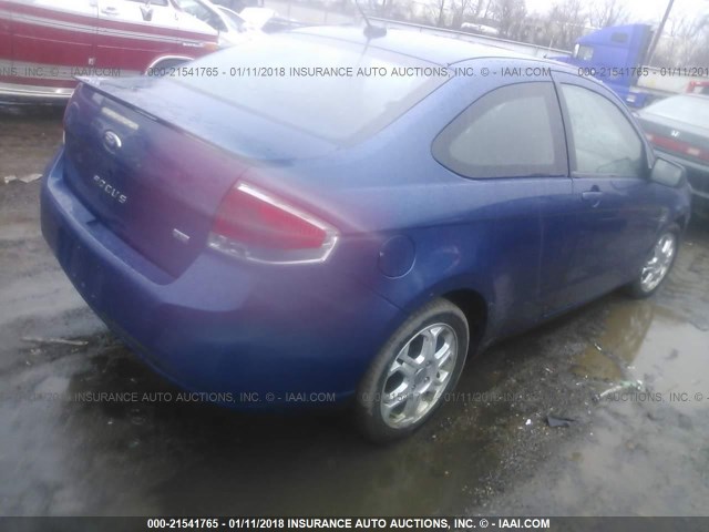 1FAHP33N38W176157 - 2008 FORD FOCUS SE/SEL/SES BLUE photo 4