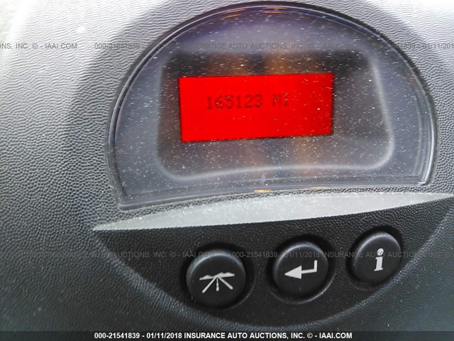 2G2WS522341253022 - 2004 PONTIAC GRAND PRIX GT2 ნარინჯისფერი ფოტო 7