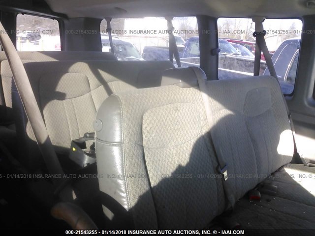 1GAHG39U661200561 - 2006 CHEVROLET EXPRESS G3500  WHITE photo 8