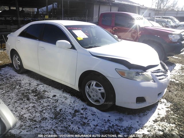 4T1BF3EK4AU560449 - 2010 TOYOTA CAMRY SE/LE/XLE 白色 照片 1