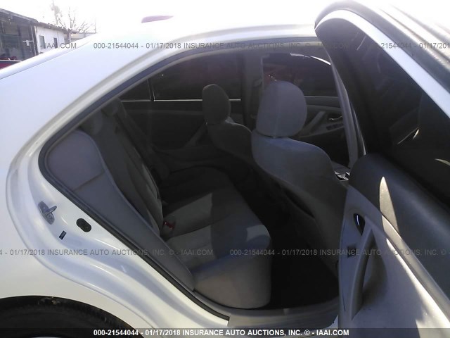 4T1BF3EK4AU560449 - 2010 TOYOTA CAMRY SE/LE/XLE 白色 照片 8