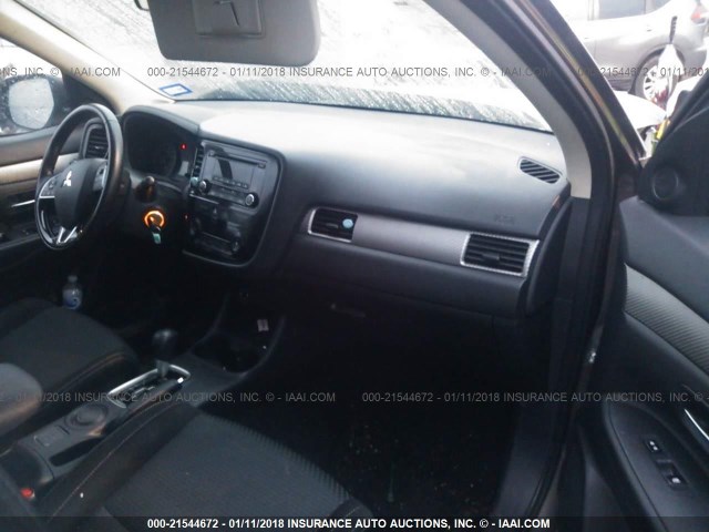 JA4AD2A30GZ062284 - 2016 MITSUBISHI OUTLANDER ES BROWN photo 5