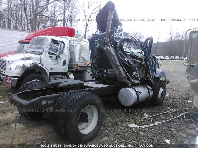 1FUBA5CG85LU01922 - 2005 FREIGHTLINER CONVENTIONAL COLUMBIA 深蓝色 照片 4