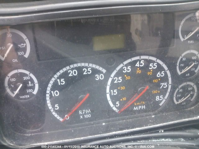 1FUBA5CG85LU01922 - 2005 FREIGHTLINER CONVENTIONAL COLUMBIA 深蓝色 照片 6