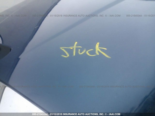 1FUBA5CG85LU01922 - 2005 FREIGHTLINER CONVENTIONAL COLUMBIA 深蓝色 照片 9