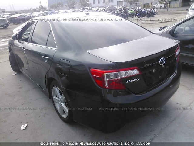 4T1BF1FK3EU302254 - 2014 TOYOTA CAMRY L/SE/LE/XLE 黑色 照片 3