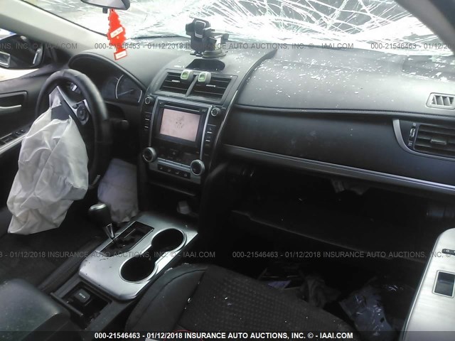 4T1BF1FK3EU302254 - 2014 TOYOTA CAMRY L/SE/LE/XLE 黑色 照片 5