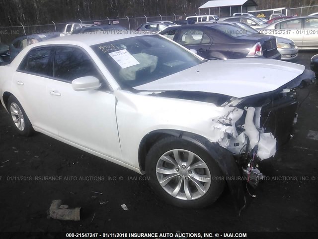 2C3CCAAGXFH830693 - 2015 CHRYSLER 300 LIMITED WHITE photo 1