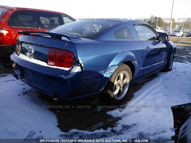 1ZVFT82H765197065 - 2006 FORD MUSTANG GT BLUE photo 4