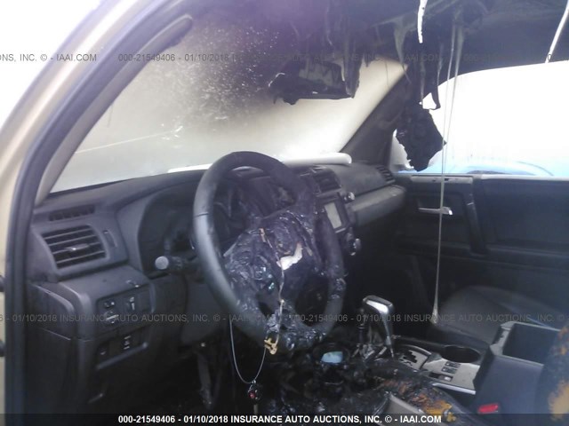 JTEBU5JR4G5287861 - 2016 TOYOTA 4RUNNER SR5 PREM/LTDL/TRAIL/TRD 棕色 照片 6