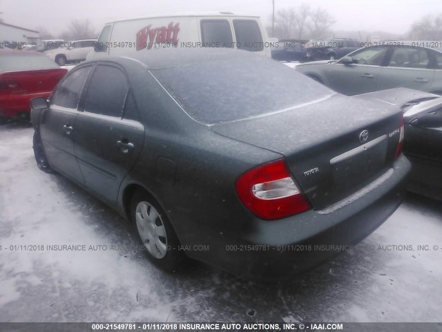 4T1BE32K32U574061 - 2002 TOYOTA CAMRY LE/XLE/SE მწვანე ფოტო 3