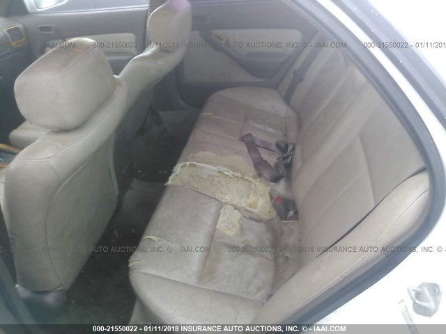 JT2BF12K0T0141692 - 1996 TOYOTA CAMRY LE/XLE/SE თეთრი ფოტო 8