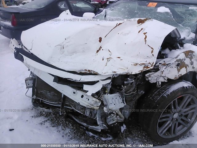 JTKJF5C7XD3064391 - 2013 TOYOTA SCION TC 白色 照片 10