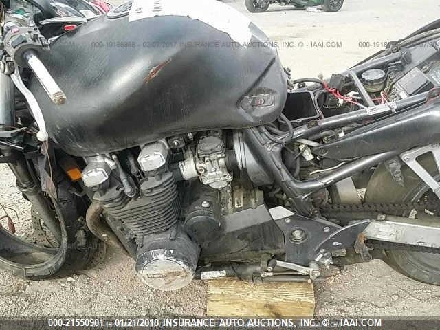 JKAZRDH141A001787 - 2001 KAWASAKI ZR750 G BLACK photo 9