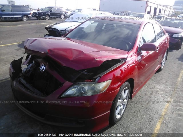 4T1BK46K87U047262 - 2007 TOYOTA CAMRY NEW GENERAT LE/XLE/SE RED photo 2