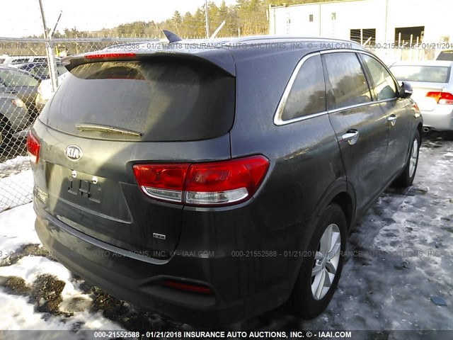 5XYPGDA30HG280907 - 2017 KIA SORENTO LX/L GRAY photo 4