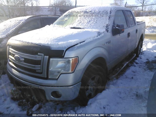1FTFW1EF1DKD91780 - 2013 FORD F150 SUPERCREW SILVER photo 2