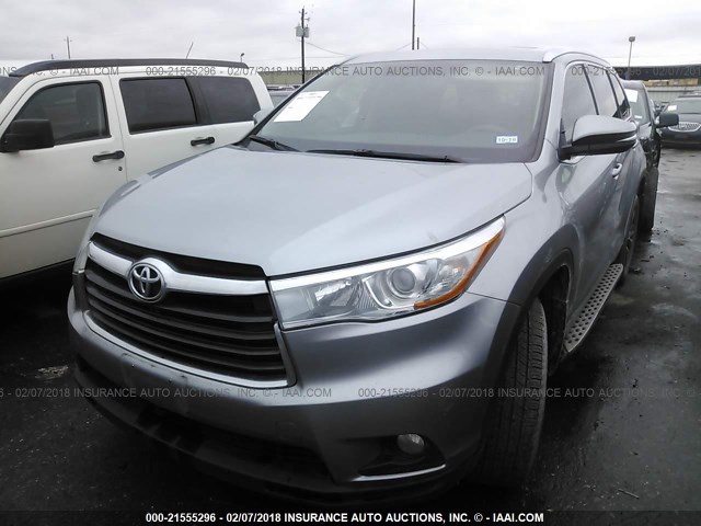 5TDKKRFH5GS501803 - 2016 TOYOTA HIGHLANDER XLE ნაცრისფერი ფოტო 2